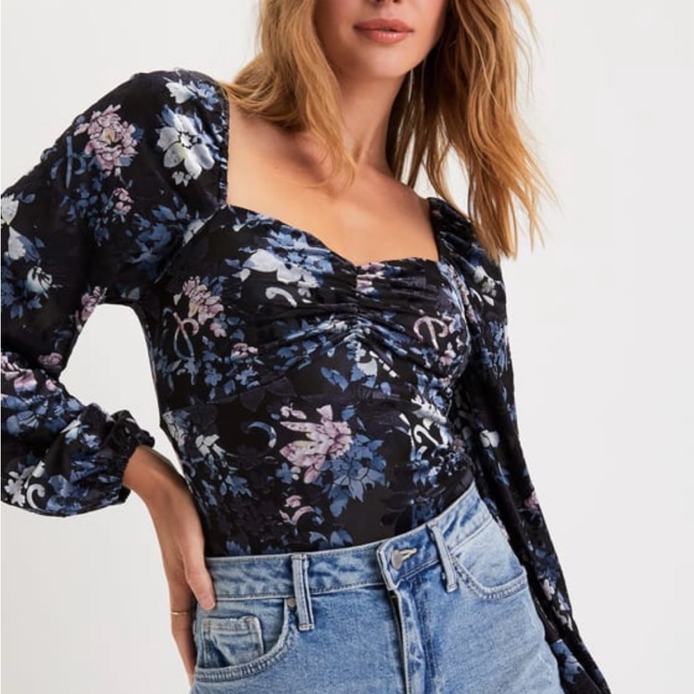 NWT Lulus Divine Radiance Black Floral Burnout Velvet Long Sleeve Bodysuit (XL)